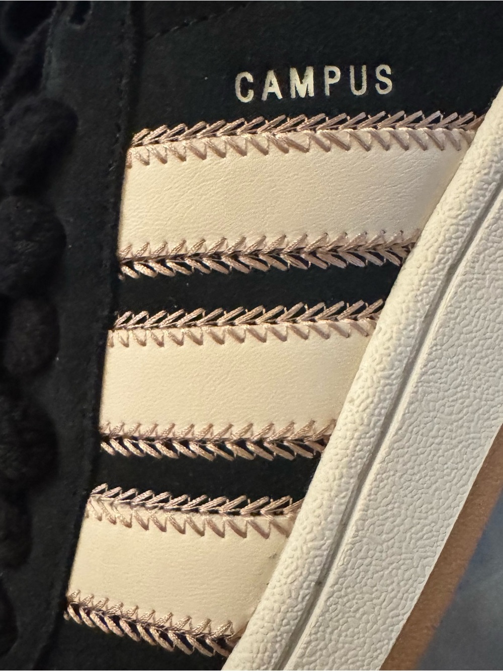 Adidas Campus Black & White Suede Sneakers 7 women’s New in Box - Picture 4 of 8